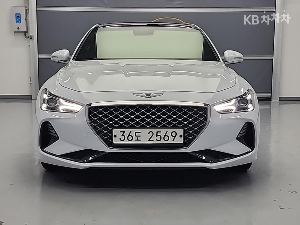 Genesis G70 — miniaturë 2