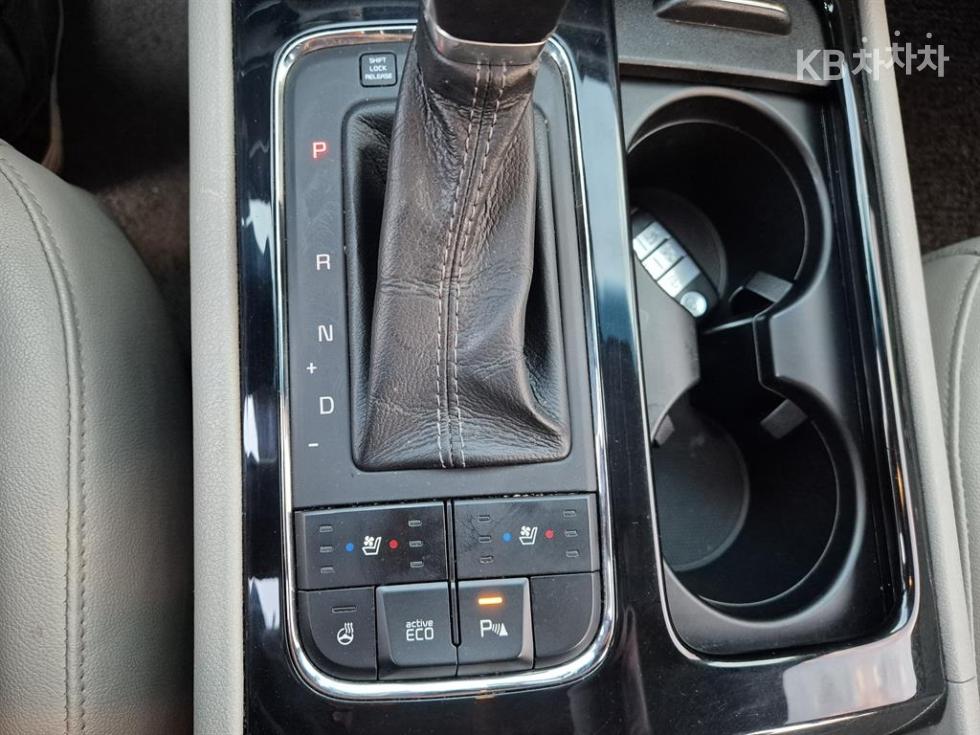 2017 - kia carnival