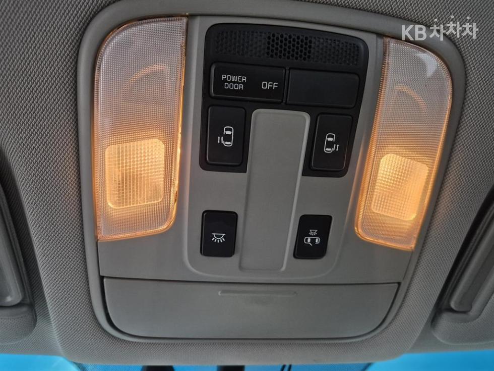 2017 - kia carnival
