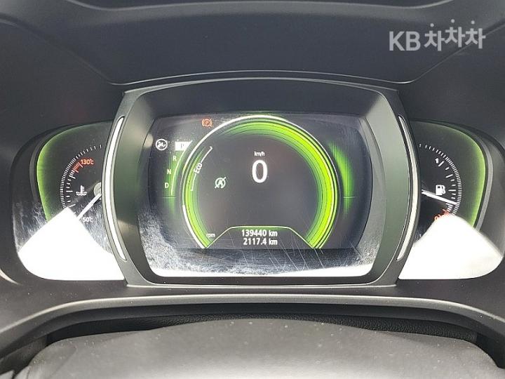 Renault QM6 2.0 2WD RE Signature 7