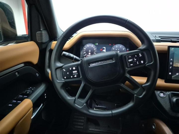 Land Rover Defender L663 110 P400 X 10