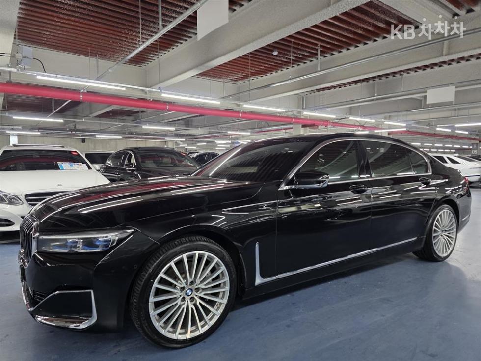 بي إم دبليو 7-Series