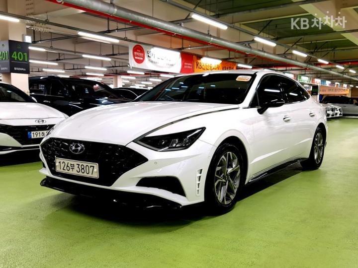 Hyundai Sonata 2.0 Premium Plus - фото 2