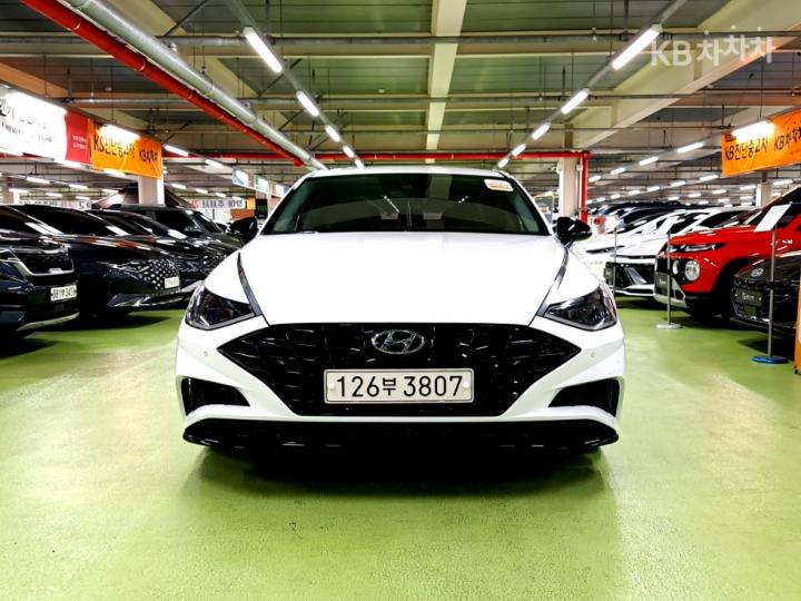 Hyundai Sonata 2.0 Premium Plus - фото 1