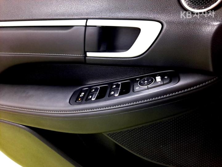 Hyundai Sonata 2.0 Premium Plus - фото 17