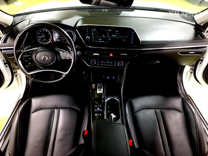 Hyundai Sonata 2.0 Premium Plus - фото 7