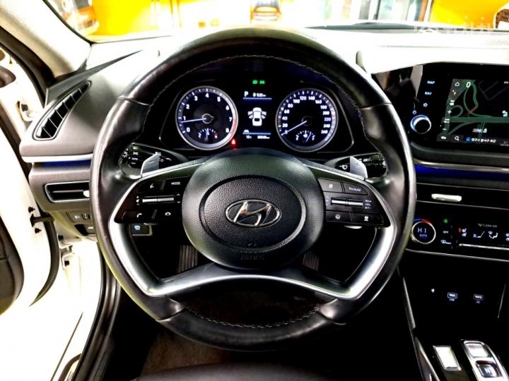 Hyundai Sonata 2.0 Premium Plus - фото 8