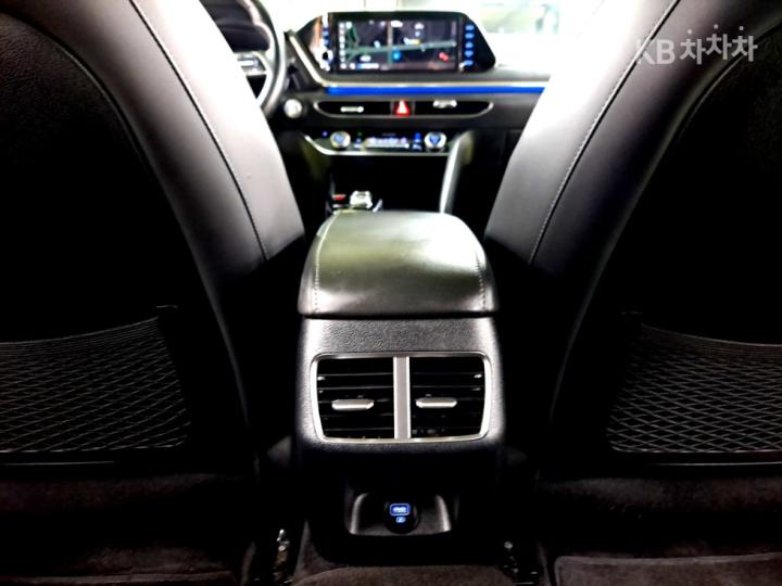 Hyundai Sonata 2.0 Premium Plus - фото 13