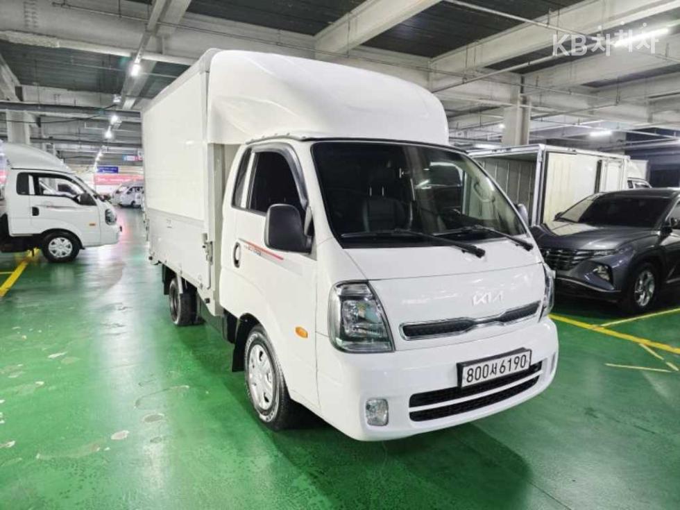 2022 - kia bongo iii