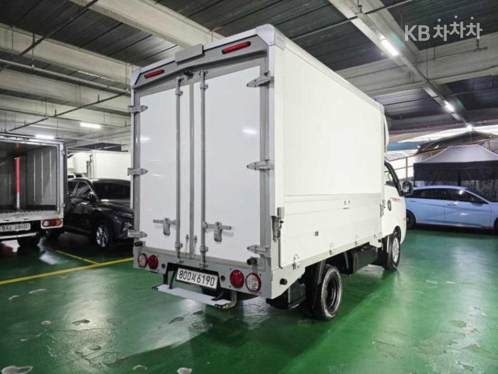 2022 - kia bongo iii