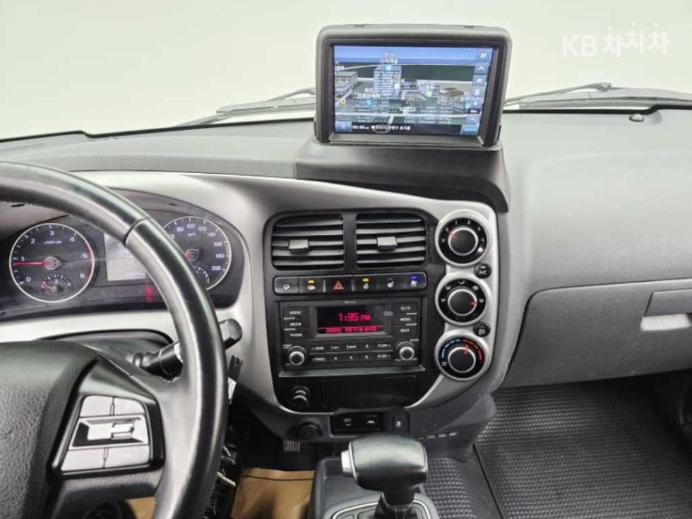 2022 - kia bongo iii