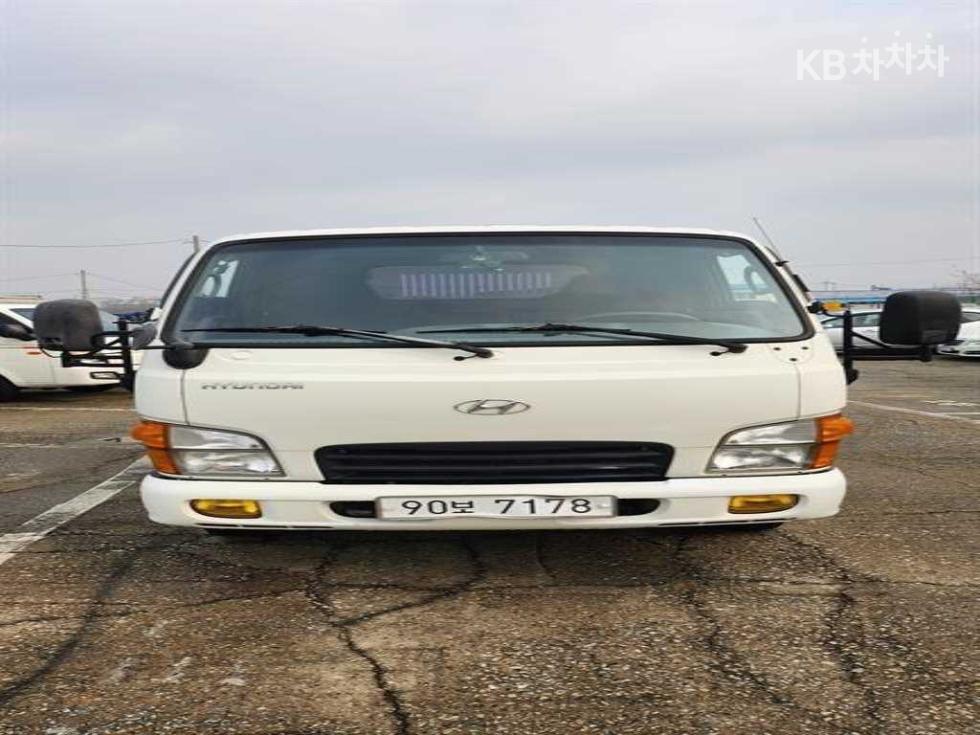 Hyundai Mighty