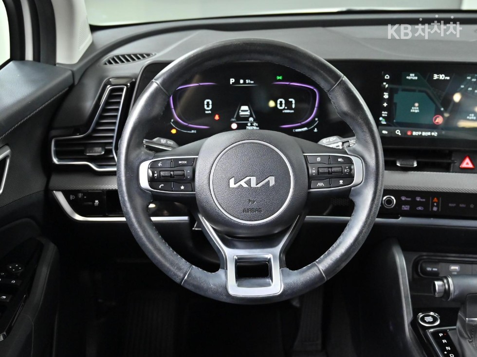 2023 - kia sportage