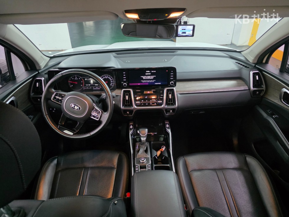 2021 - kia sorento