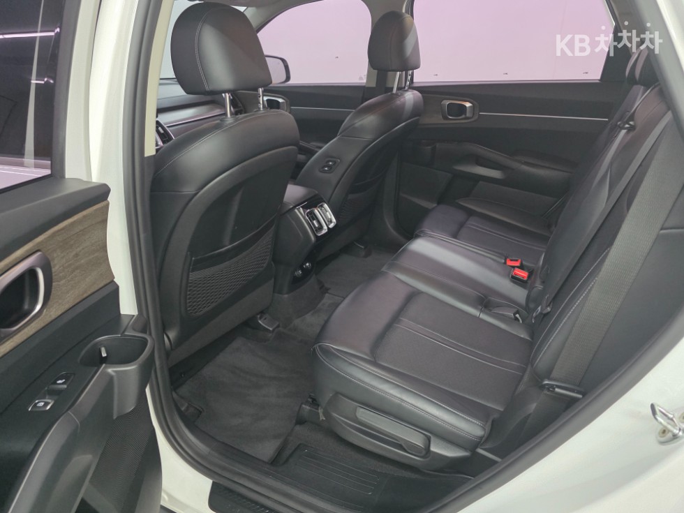 2021 - kia sorento