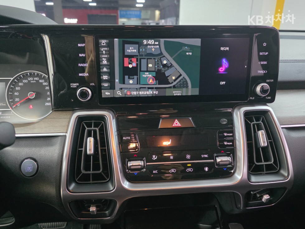 2021 - kia sorento