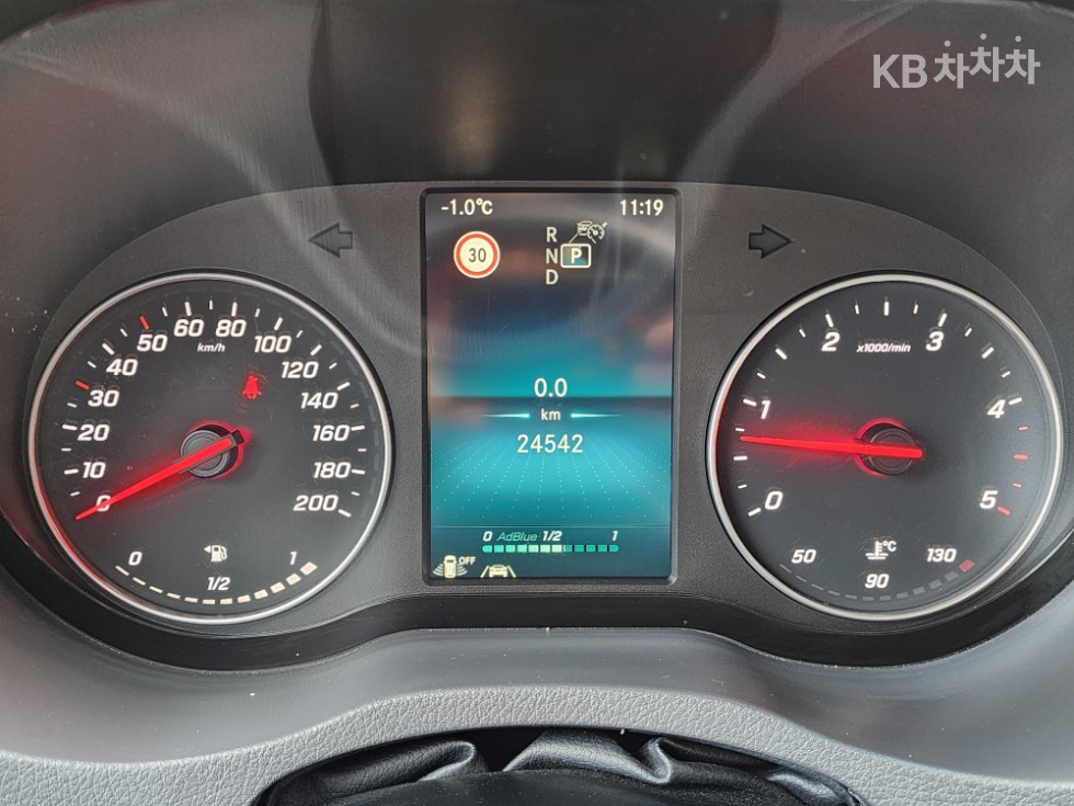 2022 Mercedes-Benz Used Car photo