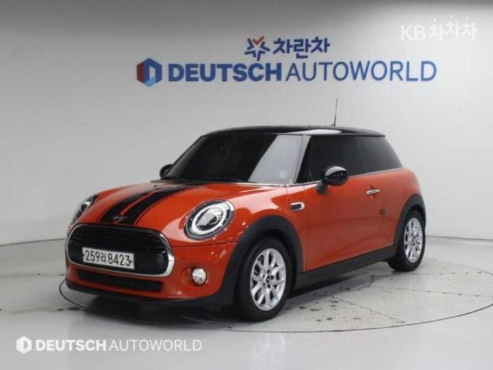 Mini Cooper 3 Duo 1.5 High Trim 2