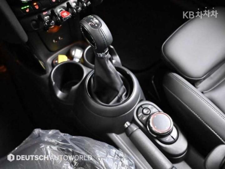 Mini Cooper 3 Duo 1.5 High Trim 10