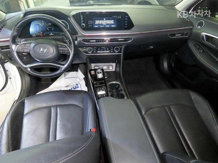 Hyundai Sonata 2.0 Hybrid Premium Plus - фото 10