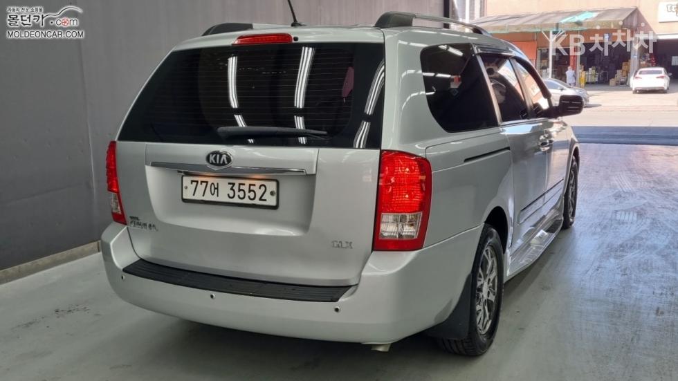 2013 - kia carnival