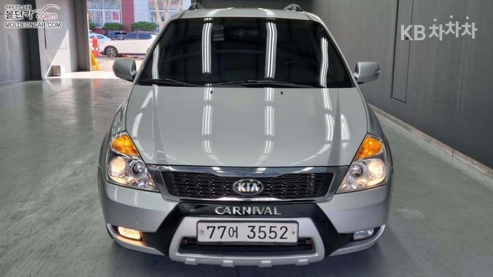 2013 - kia carnival