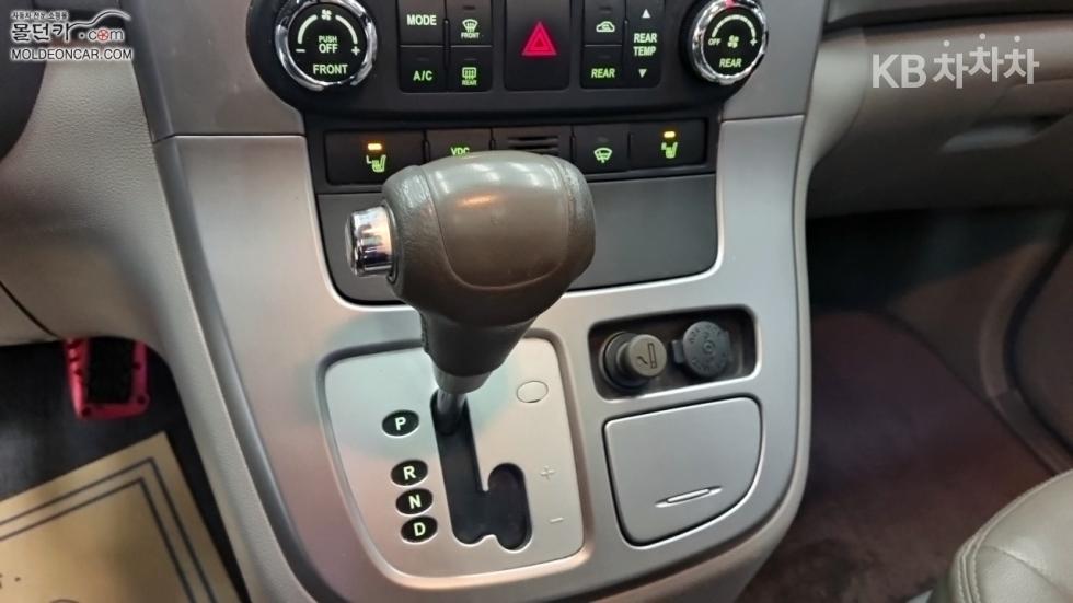 2013 - kia carnival