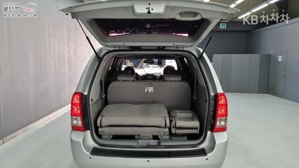 2013 - kia carnival