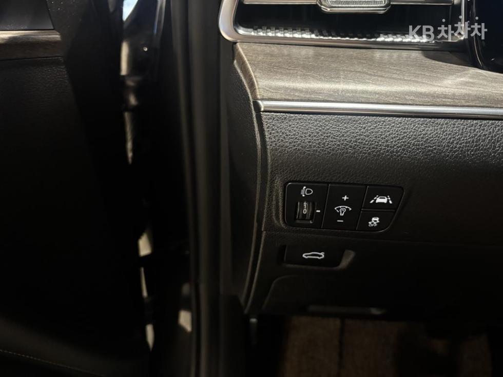 2020 - kia k5