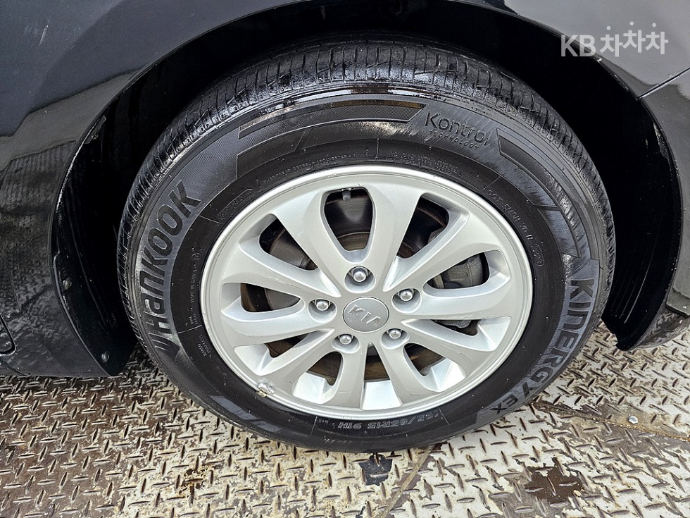 2013 - kia k3