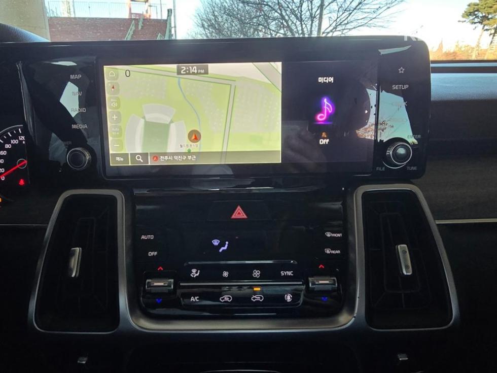 2023 - kia sorento