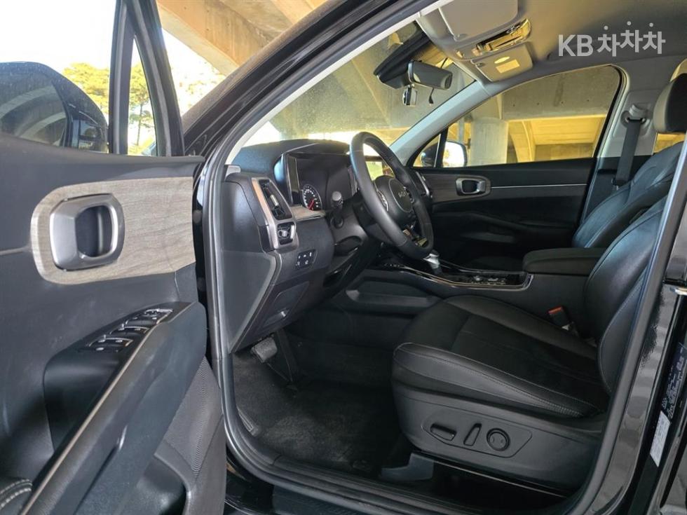 2023 - kia sorento