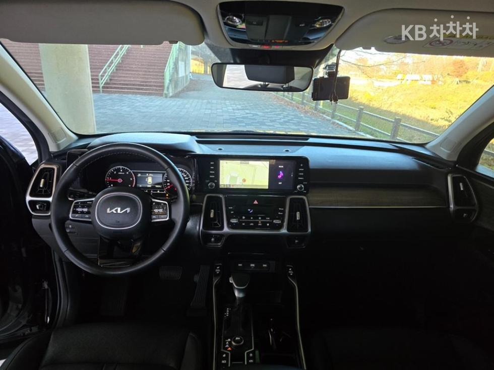 2023 - kia sorento