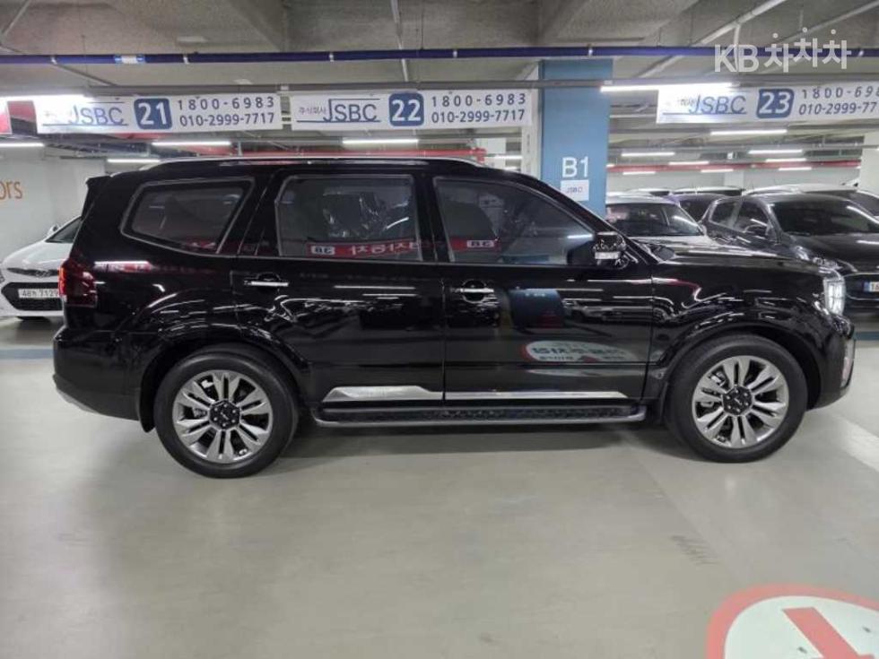 2022 - kia mohave