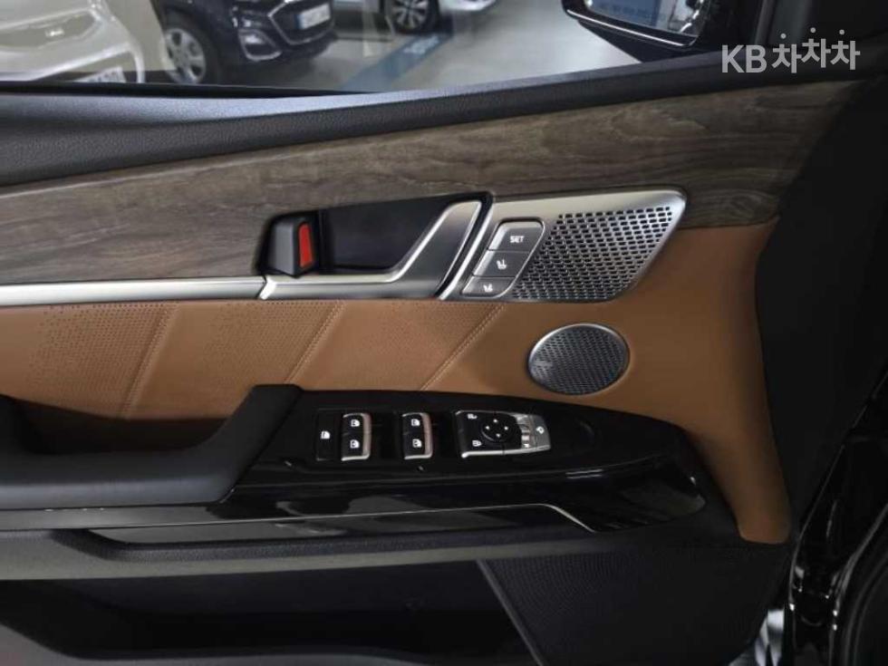 2022 - kia mohave