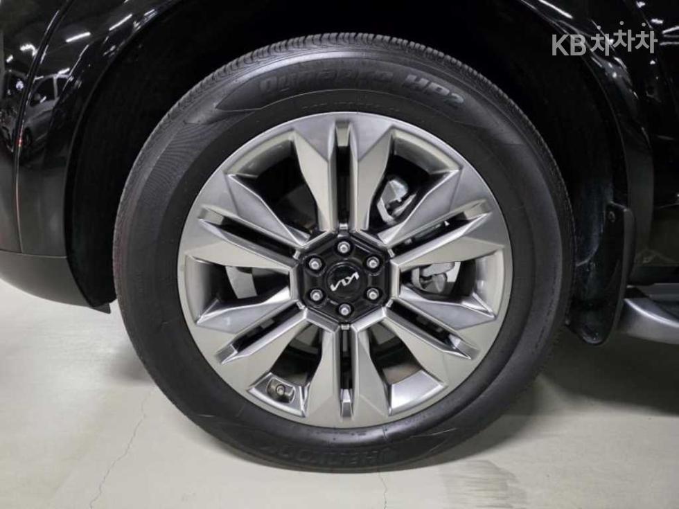 2022 - kia mohave