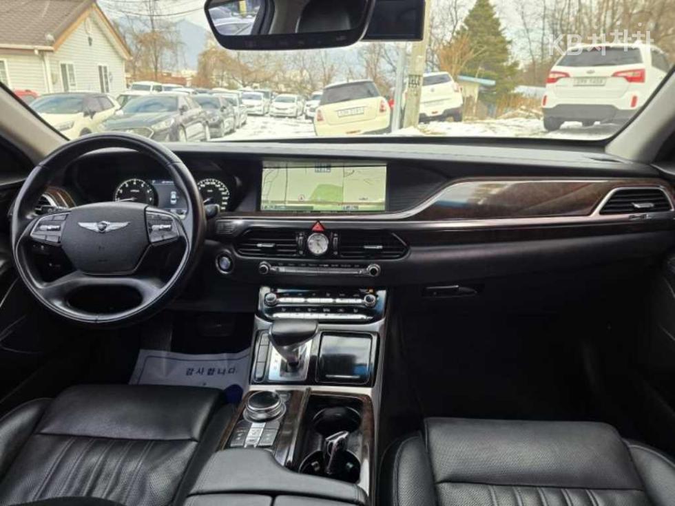 2018 - genesis eq900