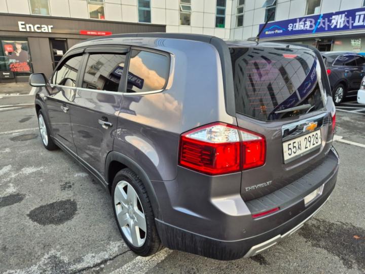 Chevrolet Orlando LPG LTZ Premium 8