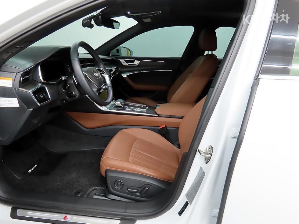 2022 Audi A6(C8) photo