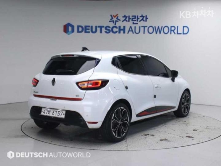 Renault Clio 1.5dci Intense 3