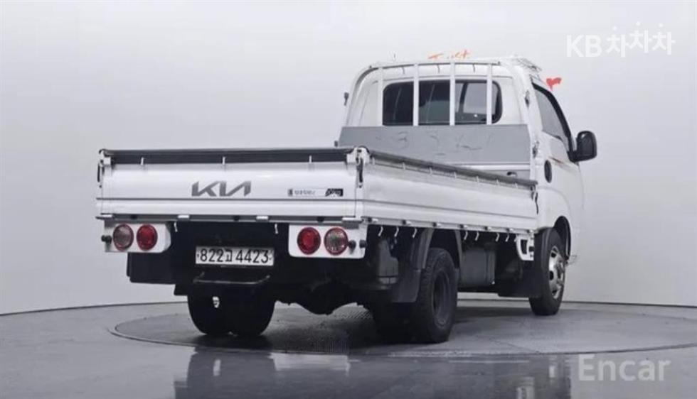 2023 - kia bongo iii