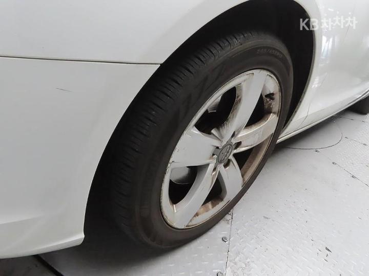 Audi A6 NEW 2.0 TDI C7 Dynamic 6