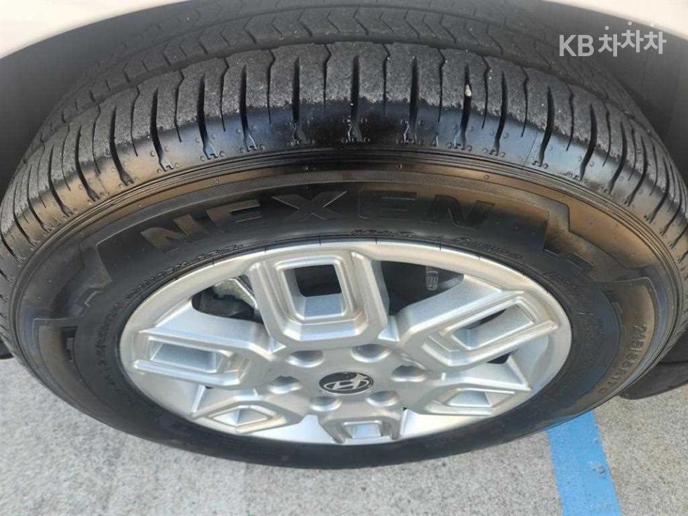 Hyundai Staria — miniaturë 10