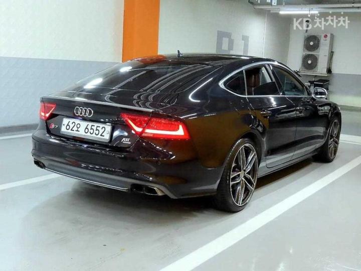 Audi A7 3.0 TFSI Quattro 4