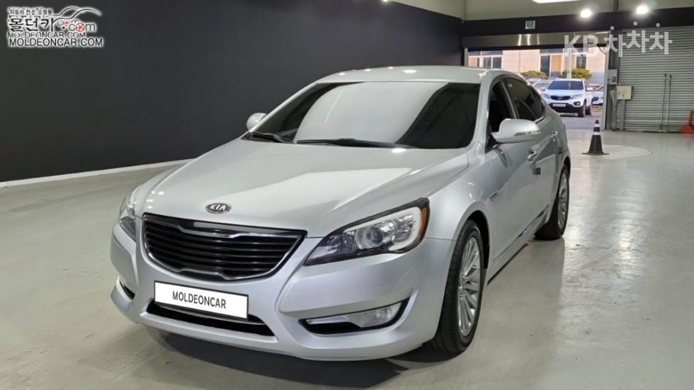 2011 kia k7