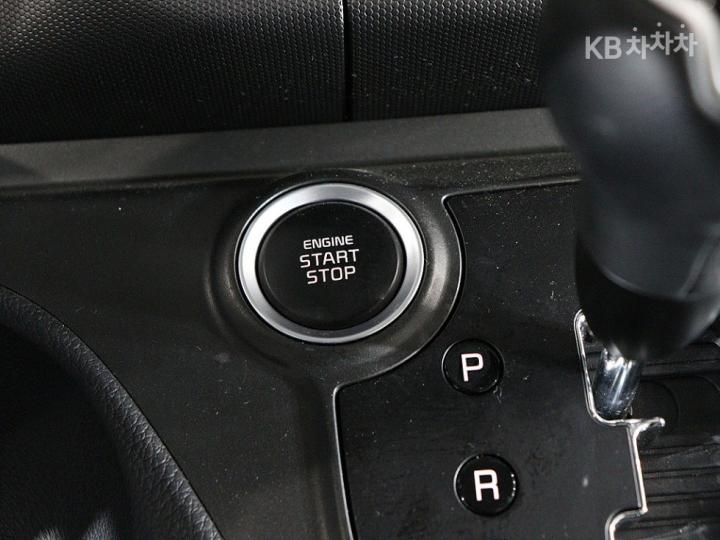 Kia Ray 1.0 Gasoline Gravity - фото 14