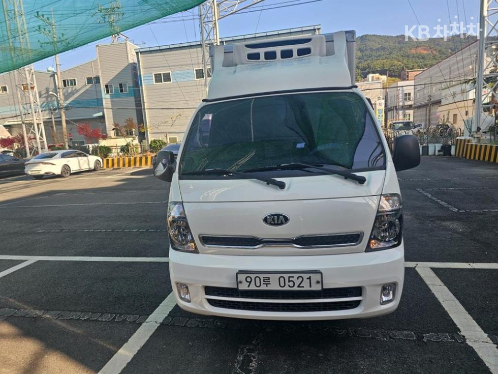 2019 - kia bongo iii