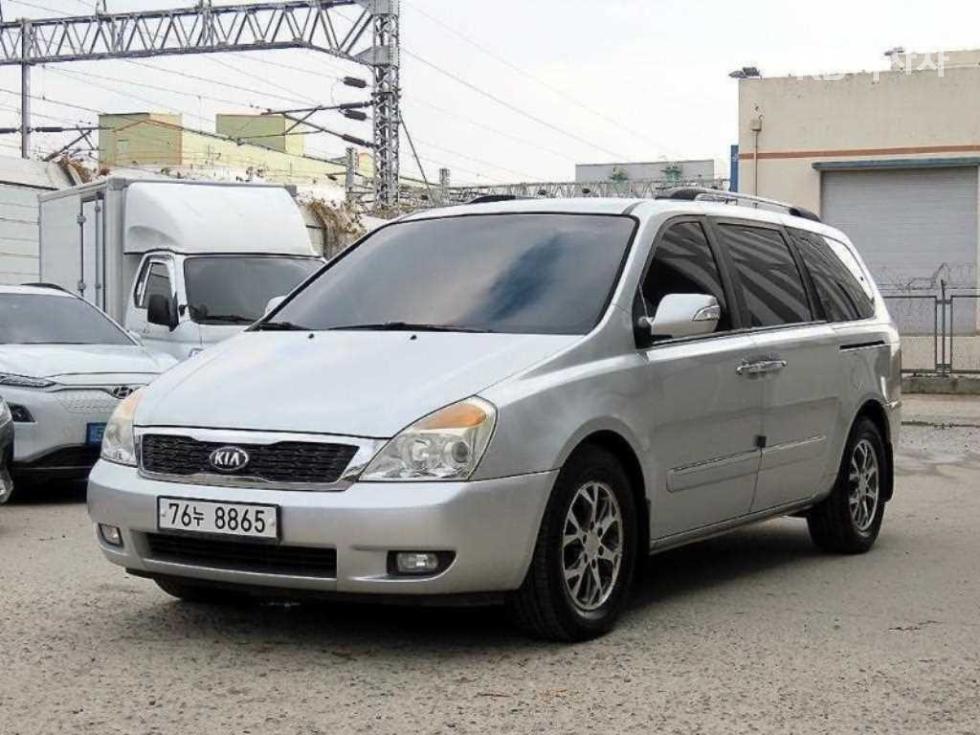 2014 - kia carnival