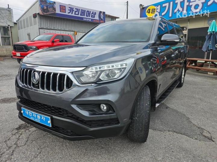 KG Mobility (Ssangyong) Rexton Sport Khan 2.2 Diesel 4WD Pioneer X 8