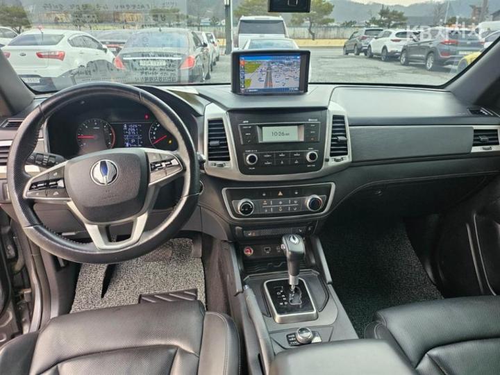 KG Mobility (Ssangyong) Rexton Sport Khan 2.2 Diesel 4WD Pioneer X 10